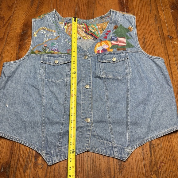 Republic Women's Sleeveless Denim Vest Embroidered Button Embellishments Size 26 - Picture 11 of 12